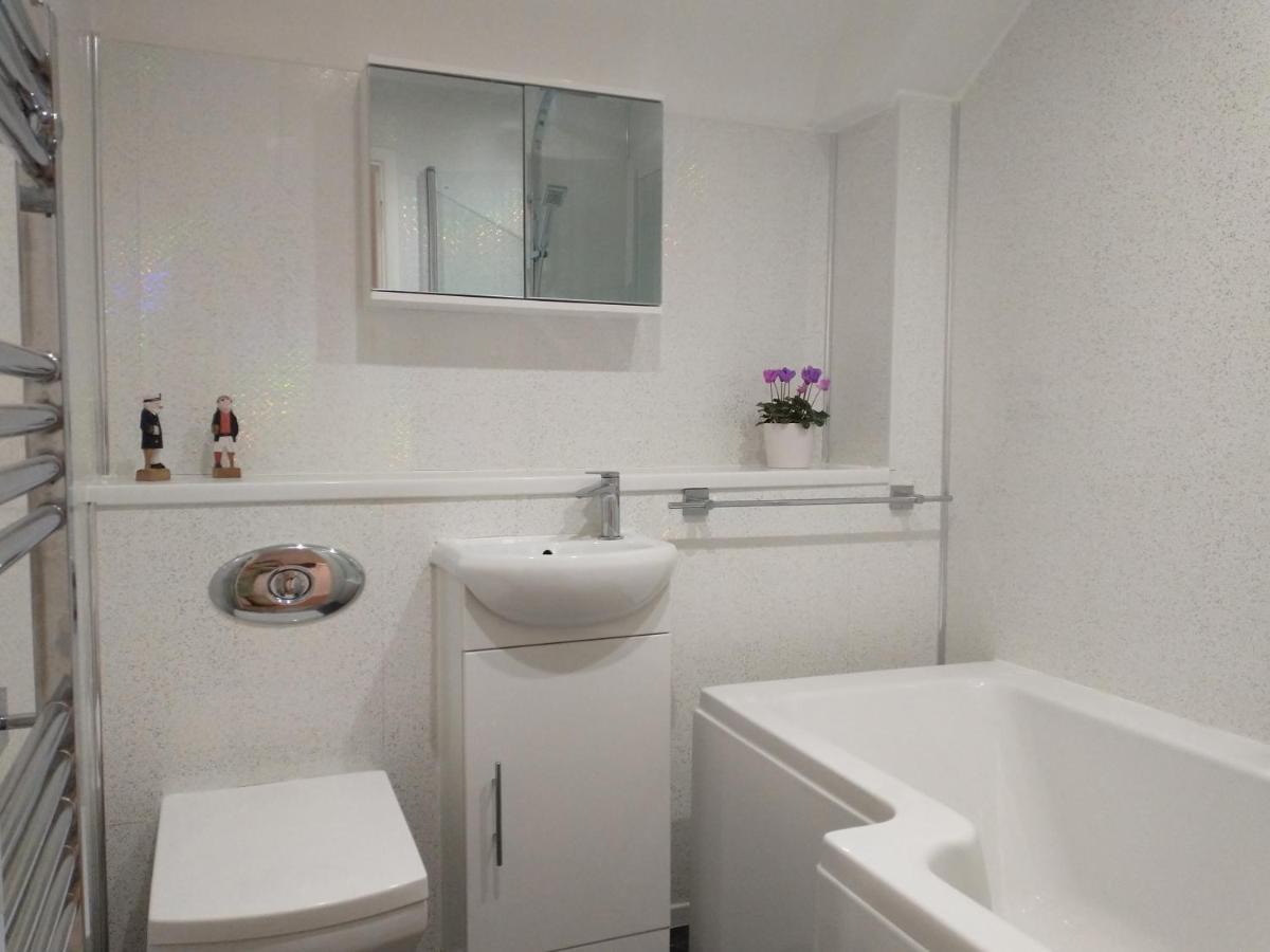 Villa Chipad Duo - Comfy House With Parking And Garden à Chichester Extérieur photo