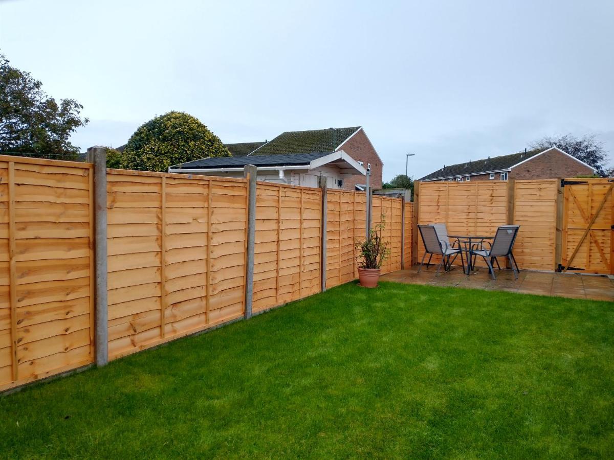 Villa Chipad Duo - Comfy House With Parking And Garden à Chichester Extérieur photo