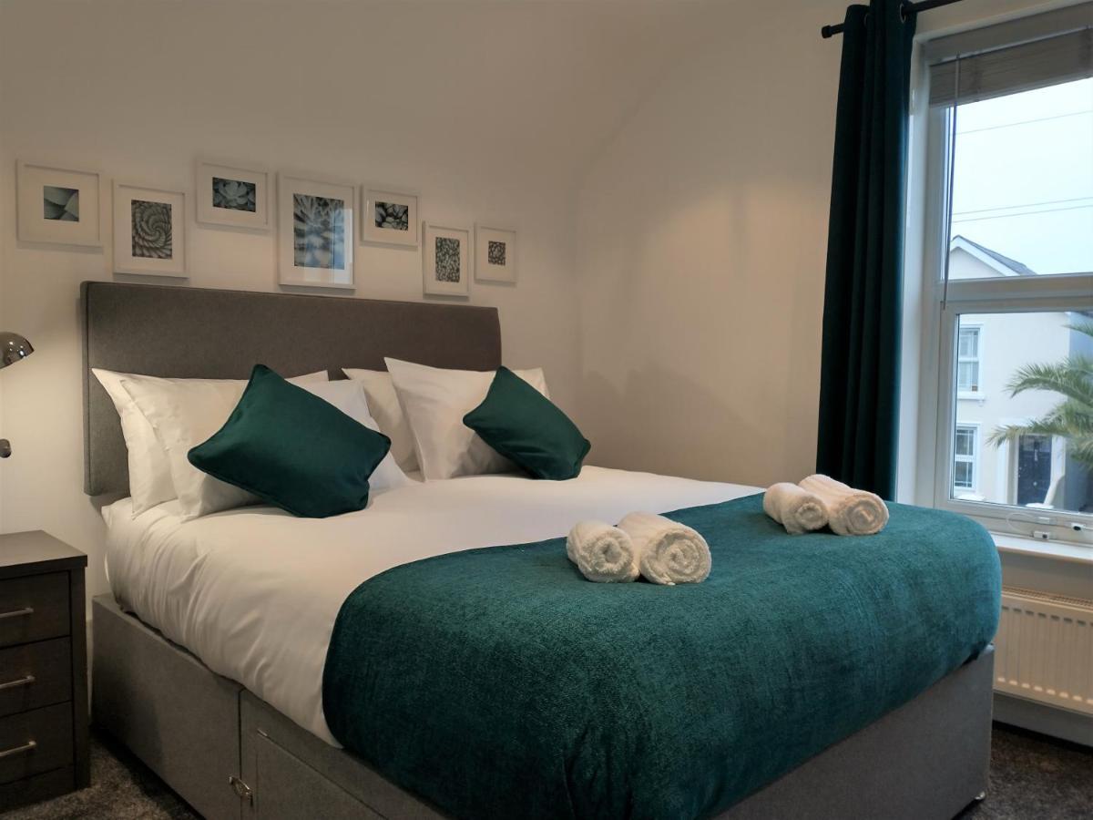 Villa Chipad Duo - Comfy House With Parking And Garden à Chichester Extérieur photo